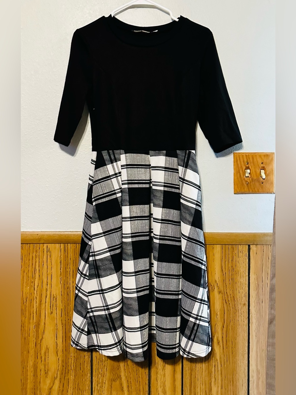 Oxiuly fashion women size MEDIUM Black & White Plaid Fit-and-Flare Dress